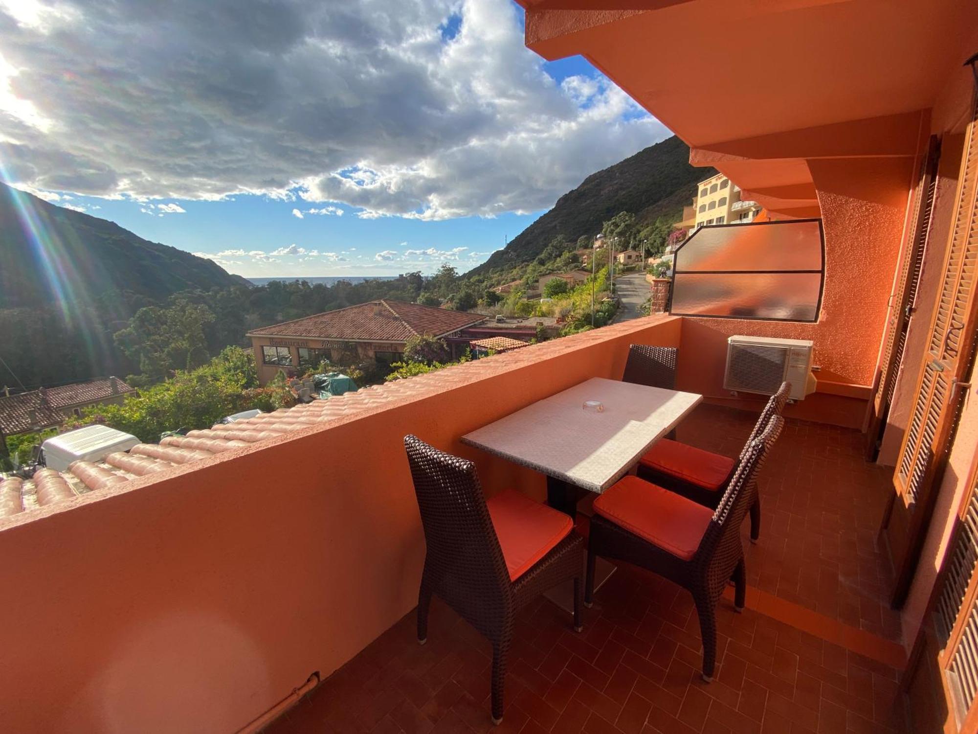 Aparthotel Le Porto 3*