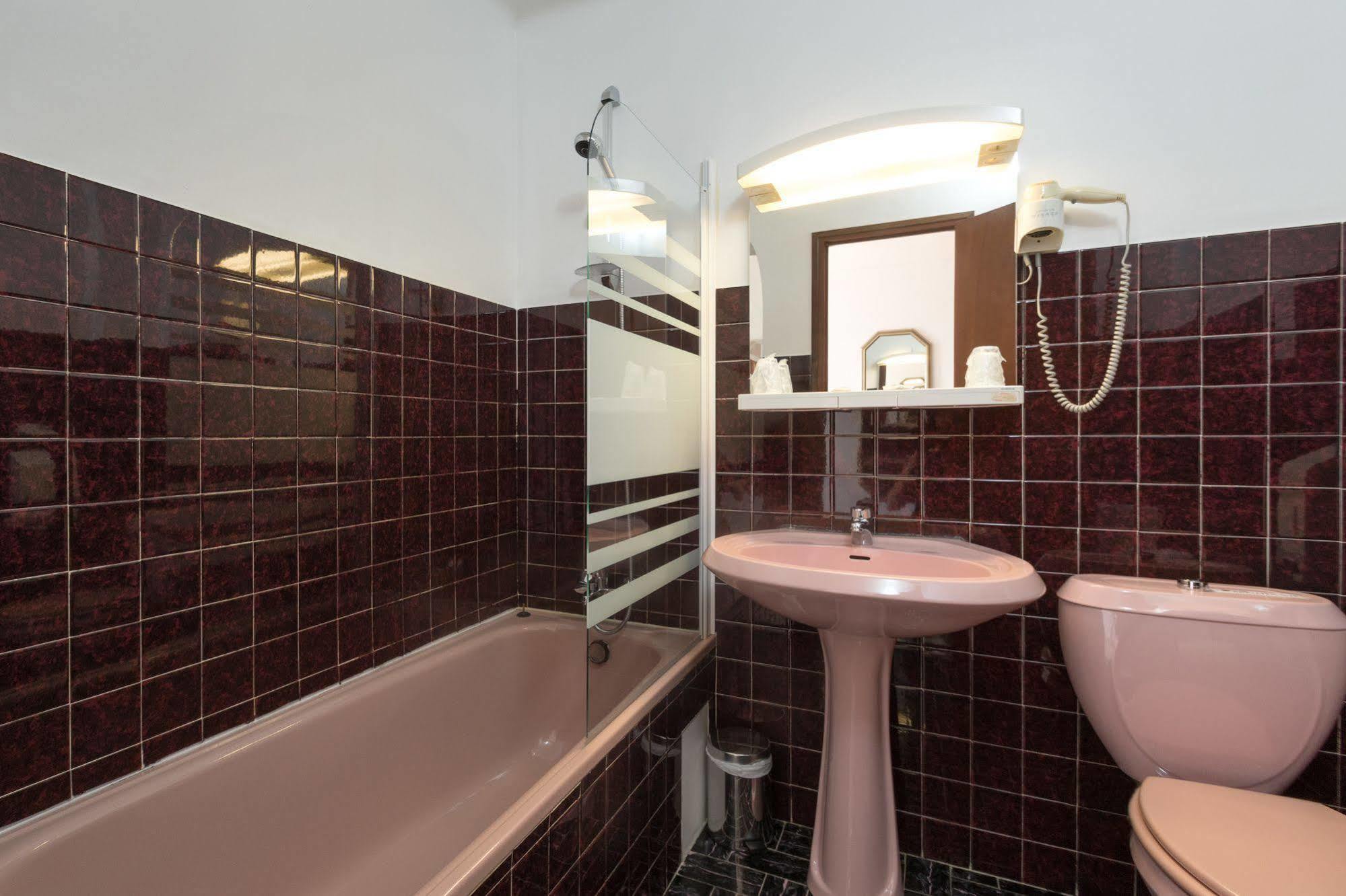 Aparthotel Le Porto 3*